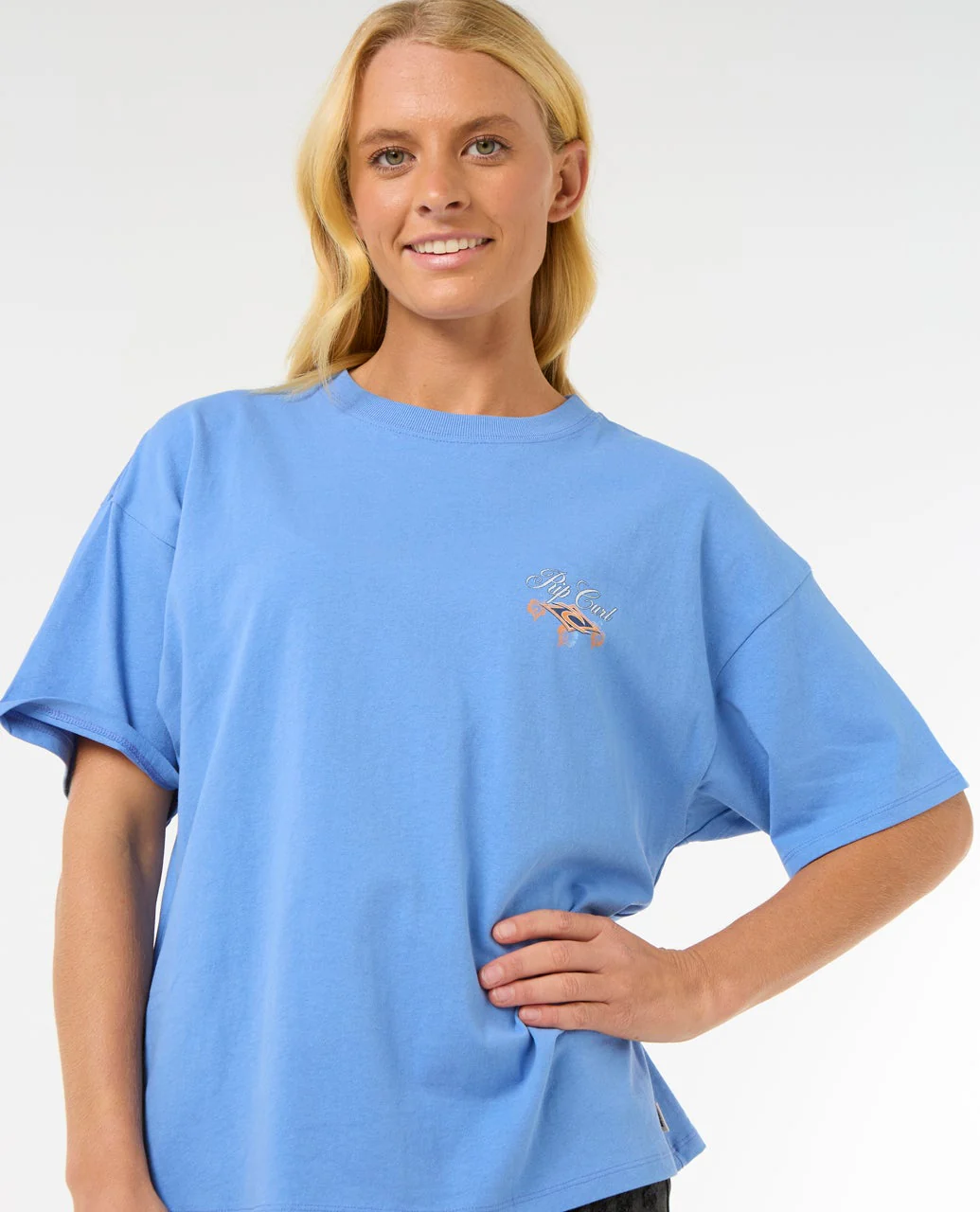 Hibiscus Diamond Heritage Tee - Image 6