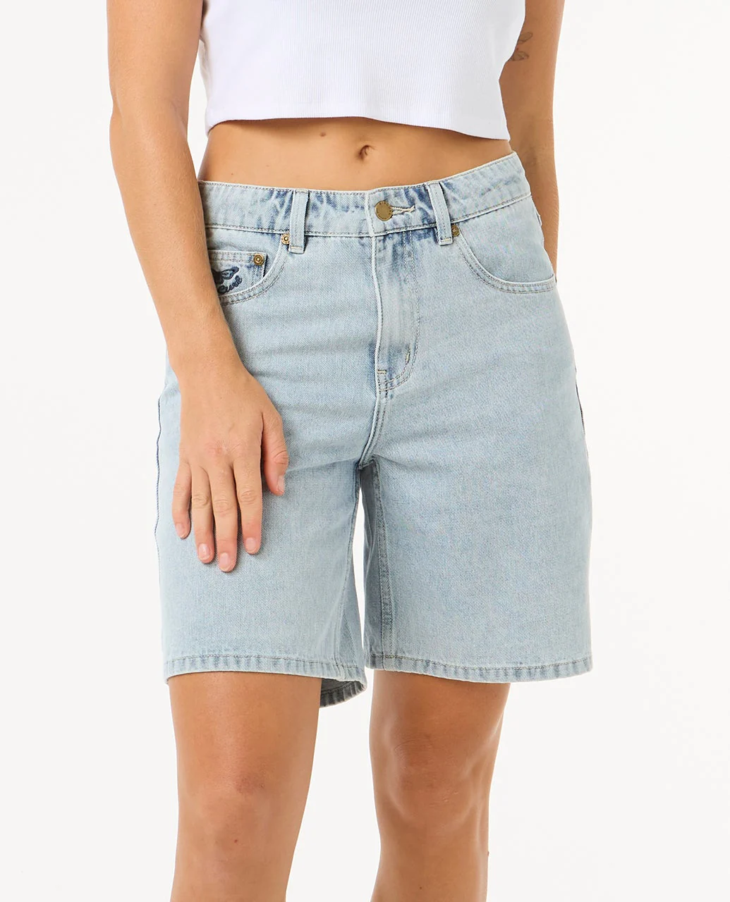 Las Dalias Relaxed Denim Short - Image 3